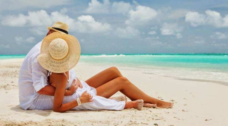 Tropical Honeymoon Island Escapes: Paradise Getaways for Newlyweds